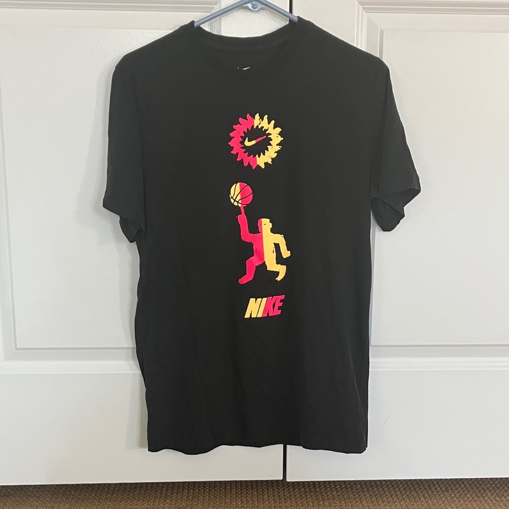 Nike Men’s Festival Basketball T-shirt Dri-fit short sleeve black Sz S
